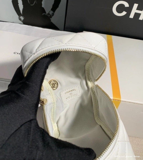 HyperPeter WITH HANDLE CHANEL CHANELUTCH 0812